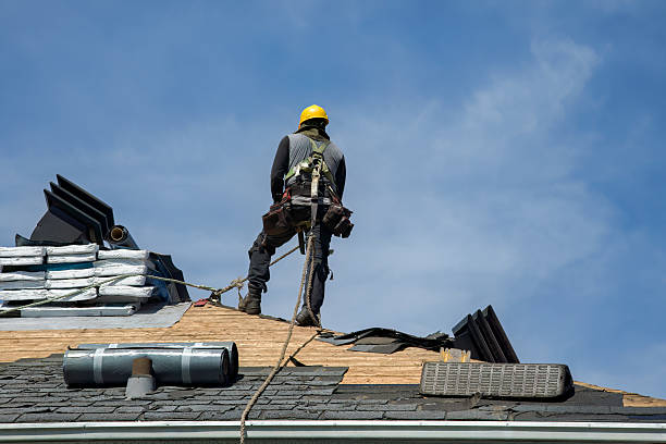 Professional Gutter Installation technician working in Matthews, GA
